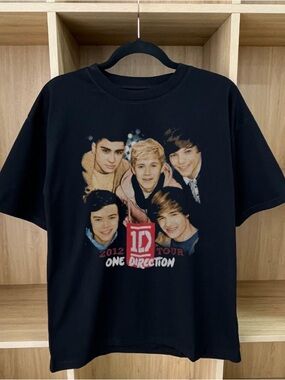 New Unidirectional Band Printed T-shirt